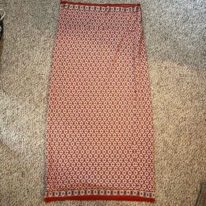 Super cute pattered skirt